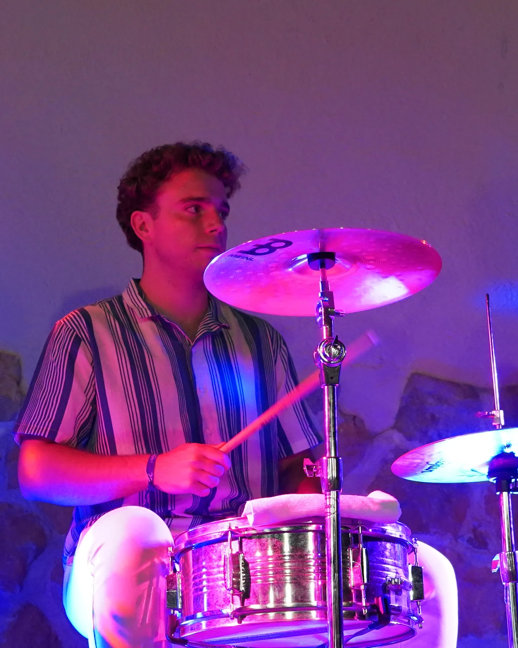Percusionista de Unfrontier