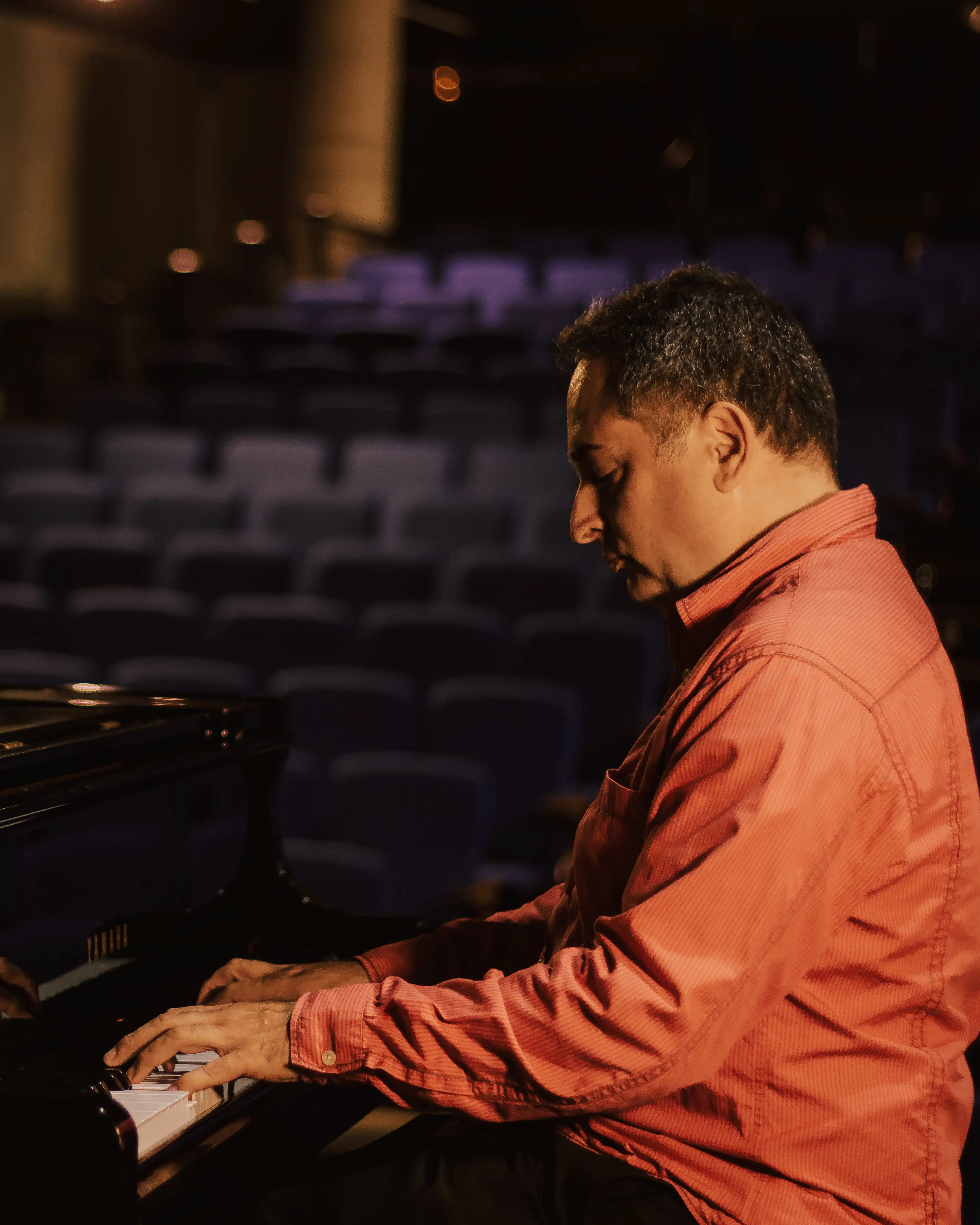 Pianista de Unfrontier